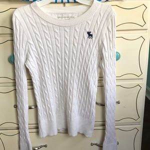 Women’s Abercrombie & Fitch White Sweater